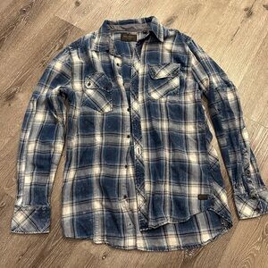 Men’s outpost from the buckle BKE button up plaid